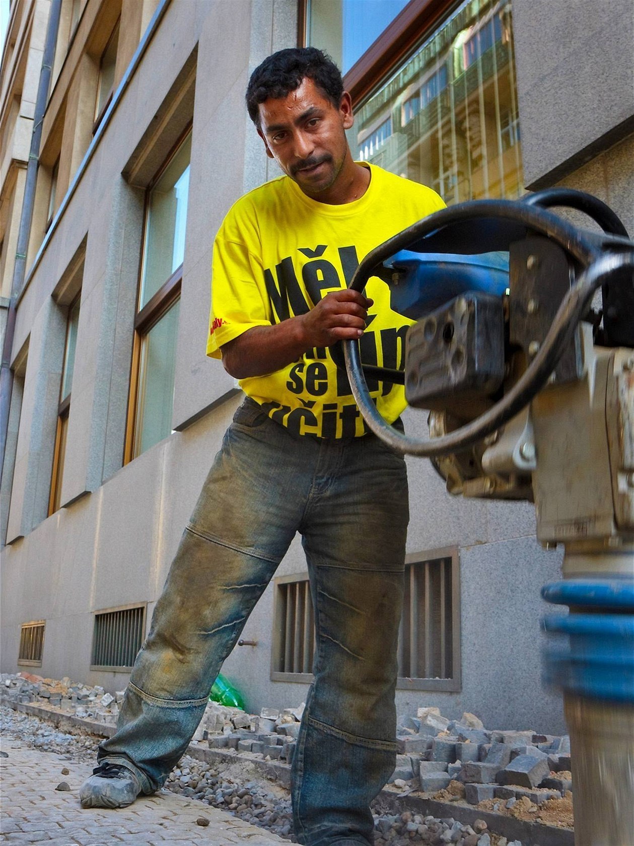 Podle webu www.skoly.cz m�la akce upozornit na význam vzd�lání pro dal�í �ivot.
