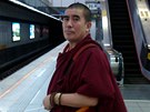 Moderní buddhisté cestují v Tchaj-peji metrem.