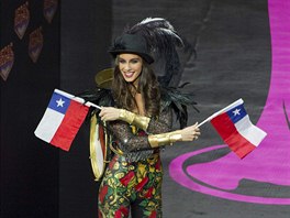 Miss Chile 2013 Maria-Jesus Matthei v národním kostýmu na Miss Universe v Moskv