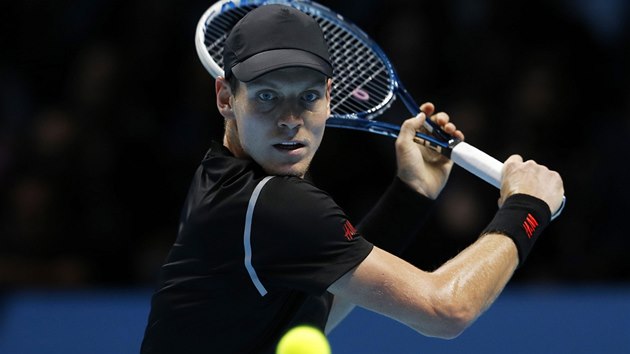 esk tenista Tom Berdych se sousted na mek v utkn Turnaje mistr proti Ferrerovi.