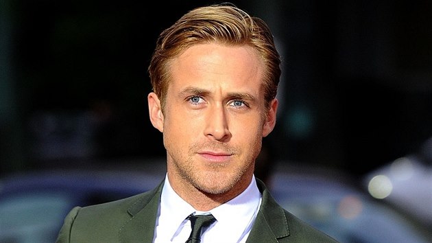 Ryan Gosling se v ptaticeti letech stal dvojnsobnm otcem.