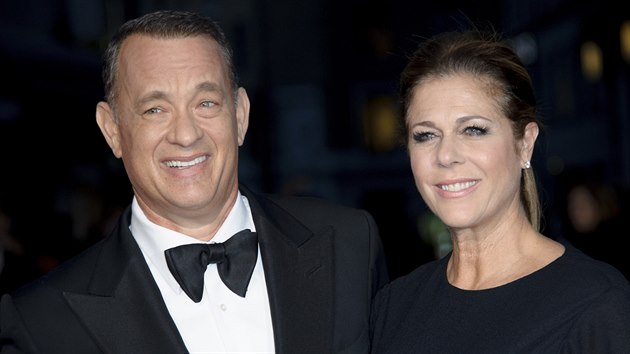 Tom Hanks a jeho manelka Rita Wilsonov (9. jna 2013)