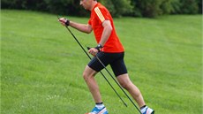 P�i vybíhání kopce zv�t�íme náklon trupu dop�edu.