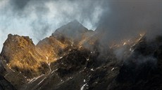 Pohled na heben nad Zlomiskovou dolinou