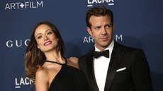 Thotná Olivia Wilde a Jason Sudeikis (2. listopadu 2013)