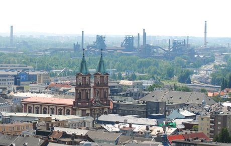 Ostravsk panorma objektivem Martina Straky, jeho fotografie z velk sti