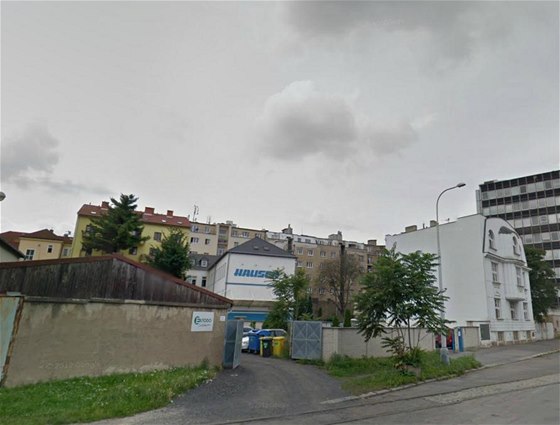 Ubytovna se nachází v Jankovcov ulici.
