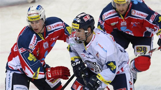 Liberecký Pavel Zacha je nejmladím juniorem, který nastupuje v extralize. Má anci dostat se i na MSJ do Malmö.