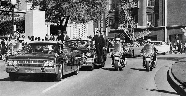 Trump odtajní 80 tisíc stran dokumentů o atentátu na Kennedyho