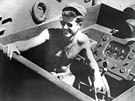 Mladý JFK na palub torpédového lunu, kterému bhem druhé svtové války velel...