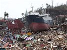 Následky tajfunu Haiyan na Filipínách. (10. listopadu 2013)
