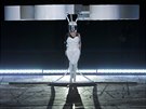 Lady Gaga pedstavila létající oblek Volantis.