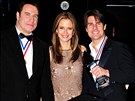 John Travolta s manelkou Kelly Prestonovou a Tom Cruise jsou u mnoho let...