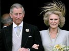 Princ Charles si vzal Camillu Parker-Bowlesovou 9. dubna 2005.