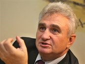 Předseda Senátu Milan Štěch (ČSSD) přijal pozvání k rozhovoru pro MF DNES v...