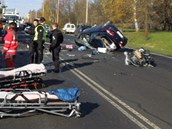 Srážka osobního auta a autobusu v České Lípě, řidič auta zemřel (12. listopadu