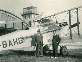 Licenční de Havillandy dostaly podle výrobce označení Aero DH.50. Poháněny byly...
