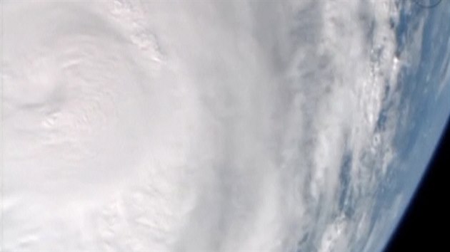 Pohled na tajfun Haiyan z Mezinrodn vesmrn stanice ISS