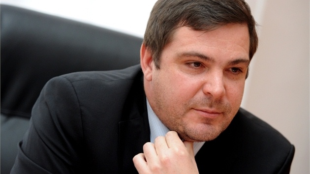 Zastupitel Karel B�ezina