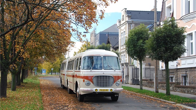 První eský kloubový autobus koda 706 RTO-K.