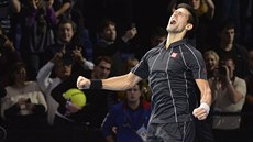 SRBSKÁ RADOST. Novak Djokovi slaví tetí titul z Turnaje mistr.