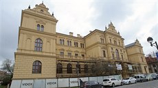 Novorenesan�ní budova Jiho�eského muzea v �eských Bud�jovicích.