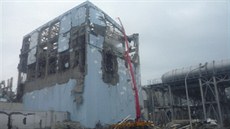 Zdevastovaný tvrtý blok Jaderné elektrárny Fukuima I