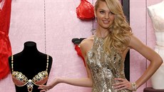 Modelka Candice Swanepoelová a luxusní podprsenka od Victoria's Secret pro rok...