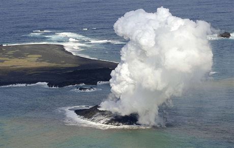 U Japonska vznikl dky vulkanick aktivit nov ostrov.