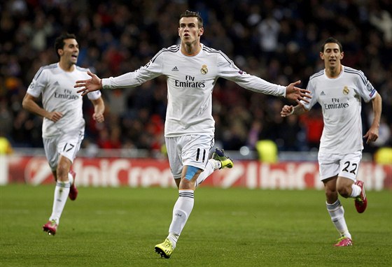 Útoník Gareth Bale z Realu Madrid se raduje ze vsteleného gólu.
