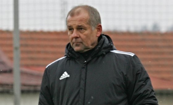Petr Rada vede trénink fotbalové Jihlavy.
