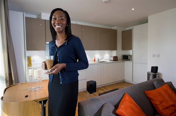 Shardae Carrová ve svém novém byt v bývalé olympijské vesnici v Londýn