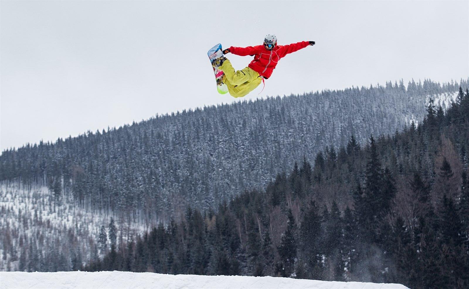 Snowpark ve �pindlerov� Mlýn�