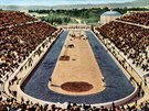 Ten první. Stadion Panathinaiko, kde dolo v roce 1896 k obnovení tradice...