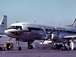 Vývojem Il-12 vznikl výkonnjí a modernji vypadající Iljuin Il-14....