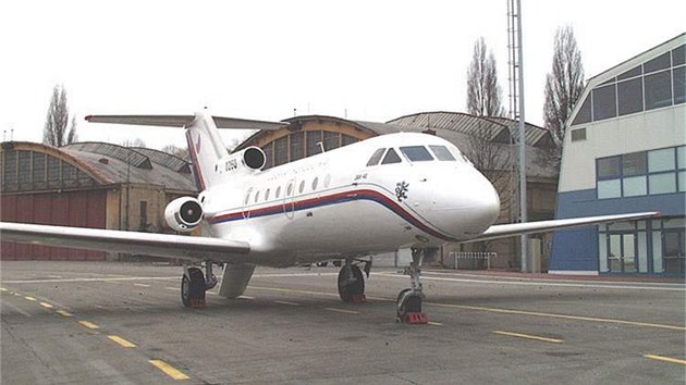 Vldn Jak-40