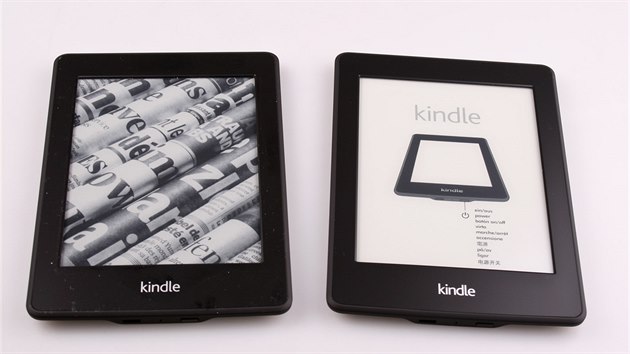 Vlevo Kindle Paperwhite z roku 2012, vpravo Kindle Paperwhite z roku 2013