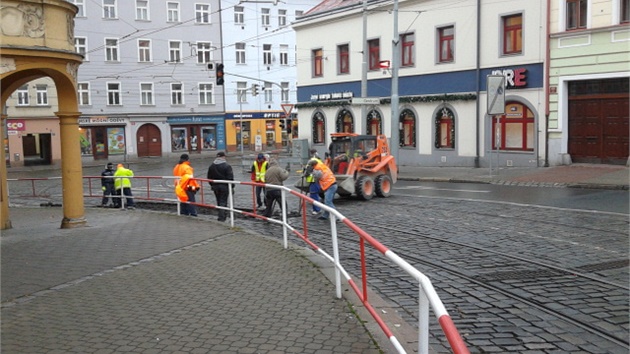 Oprava tramvajové trat u námstí Bratí Synk.