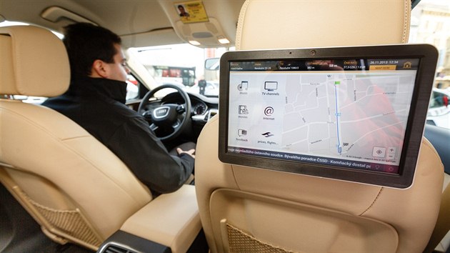 Pasai Tick Tack budou moci sledovat celou cestu taxikem celou na tabletu na map.