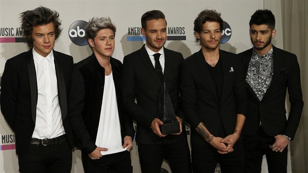 One Direction na American Music Awards v Los Angeles (24. listopadu 2013)
