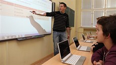 Moderní výukové technologie budou pouívat vechny základní koly na Praze 6