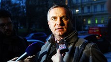 Vratislav Myná�