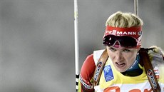 Gabriela Soukalová v závod� Sv�tového poháru biatlonistek, který se jel v...