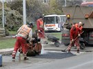 Rekonstrukce tramvajové trat a vozovky v Evropské ulici.