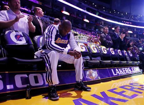 Kobe Bryant vyhlíí svou obnovenou premiéru v NBA po dlouhé pauze.