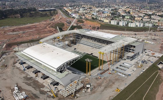 SAO PAULO Nedostavná Arena Corinthians v Sao Paulu.