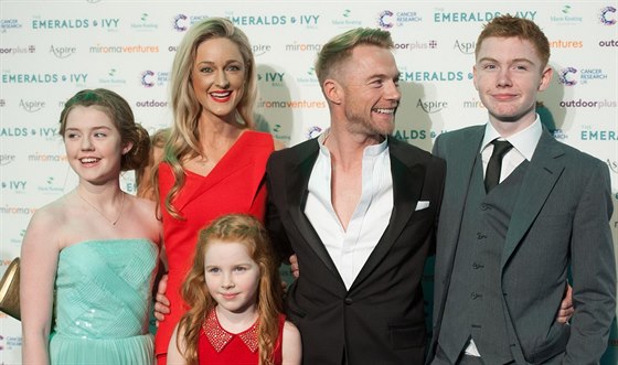 Ronan Keating se Storm Uechtritzovou a dtmi