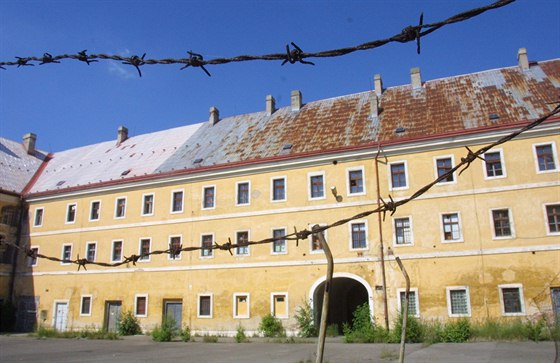 Kapacita věznice v opuštěné části pevnosti Josefov by byla kolem 700 až 750 odsouzených lidí.