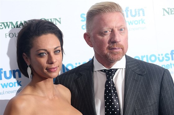 Boris Becker a jeho manelka Lilly (3. prosince 2013)