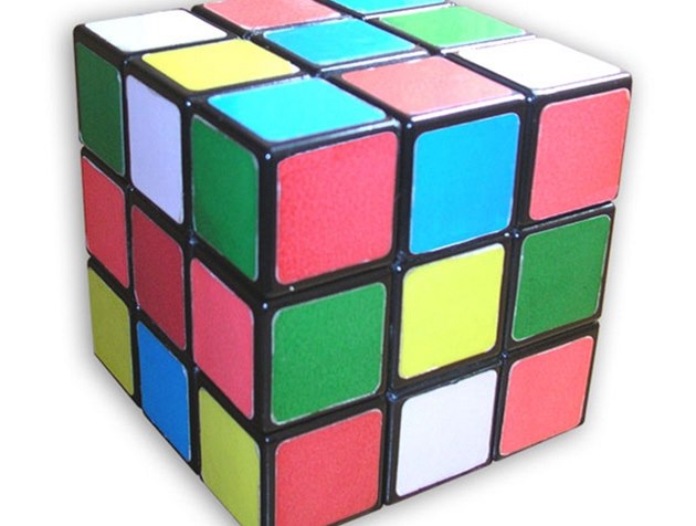 Dárky 1983: Rubikova kostka. Pokud jste si chtěli tříbit smysly, mohli jste si...
